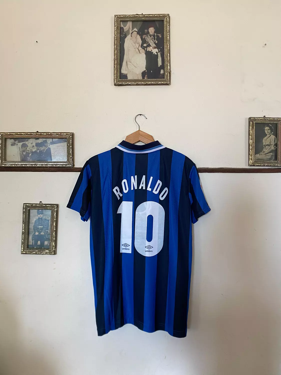 Inter Milan 1997-98 Home Jersey hover image