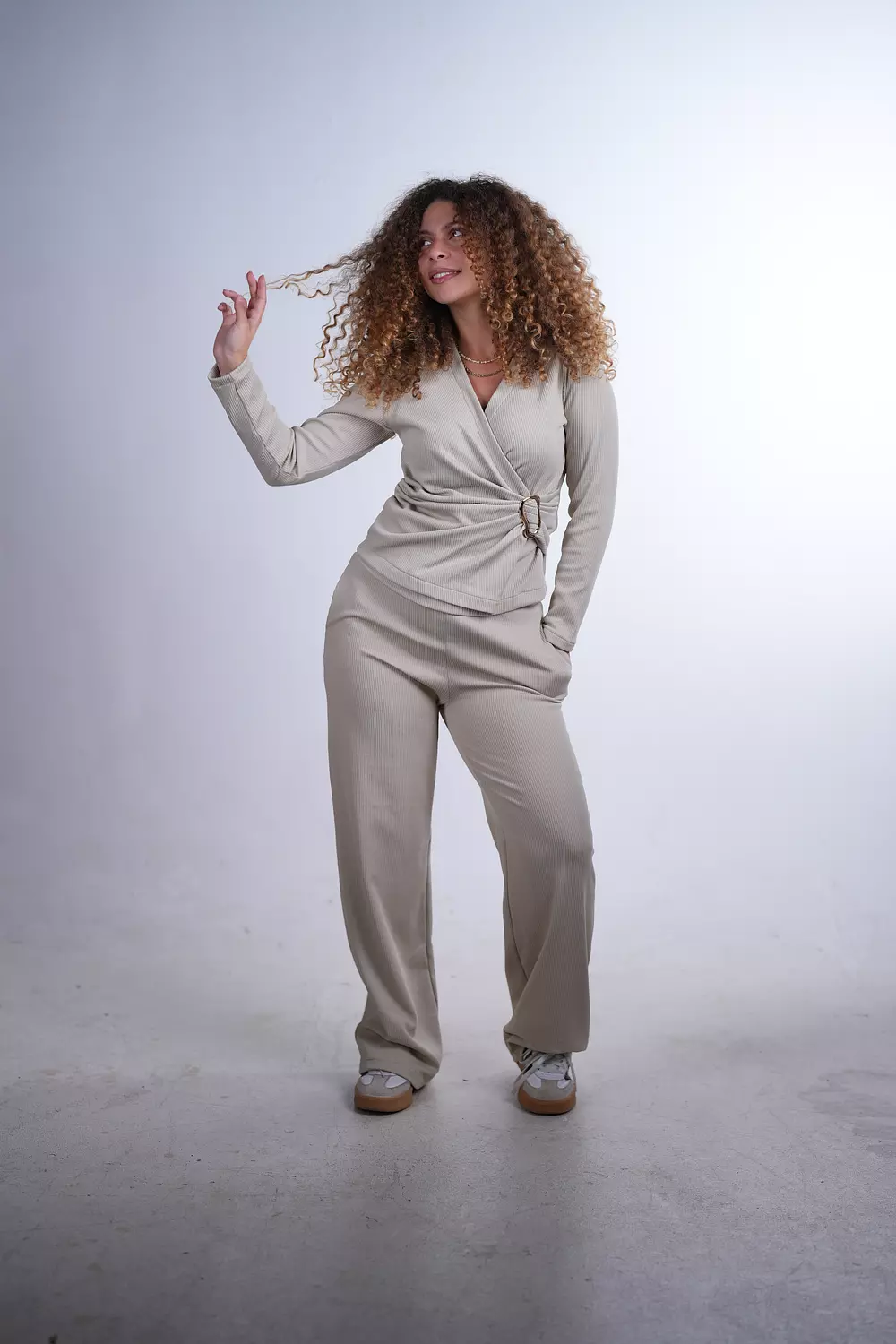 The Weekend Wrap Set - Creme  image