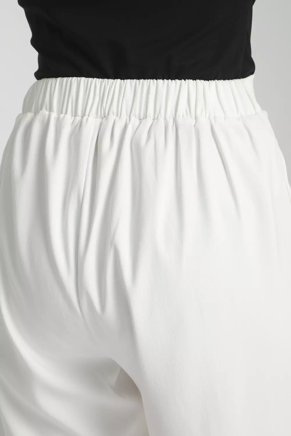 Trousers 24