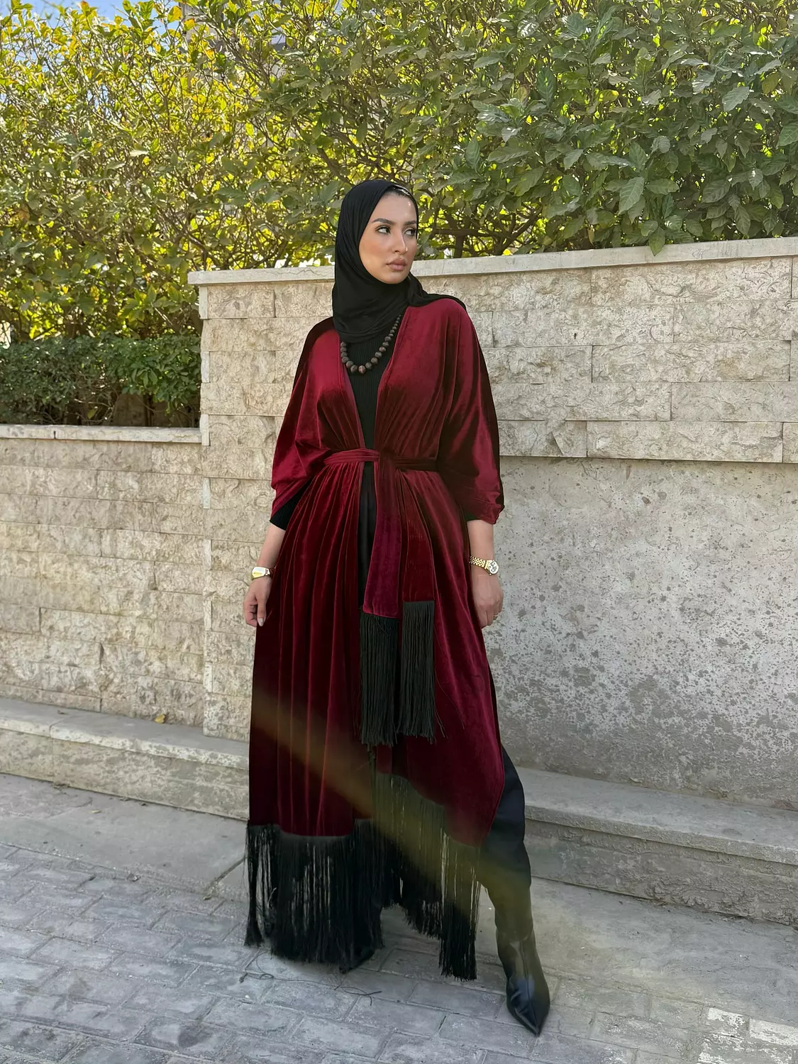 Halima Burgendy kaftan 2