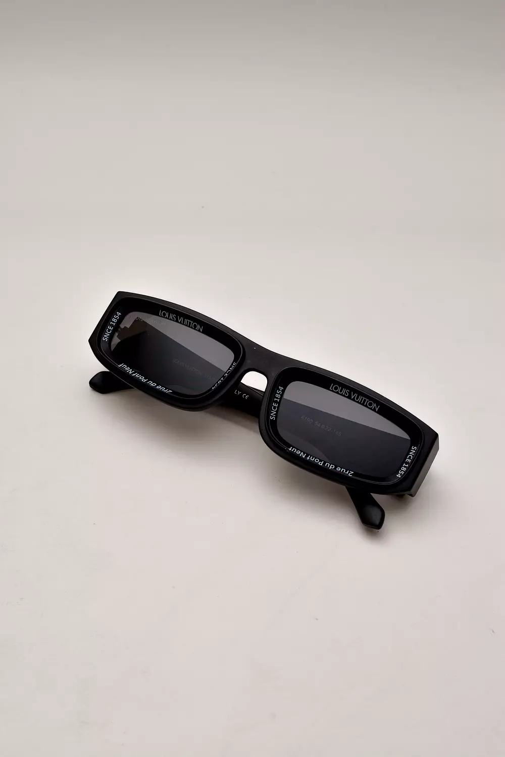 LV sunglasses b 2