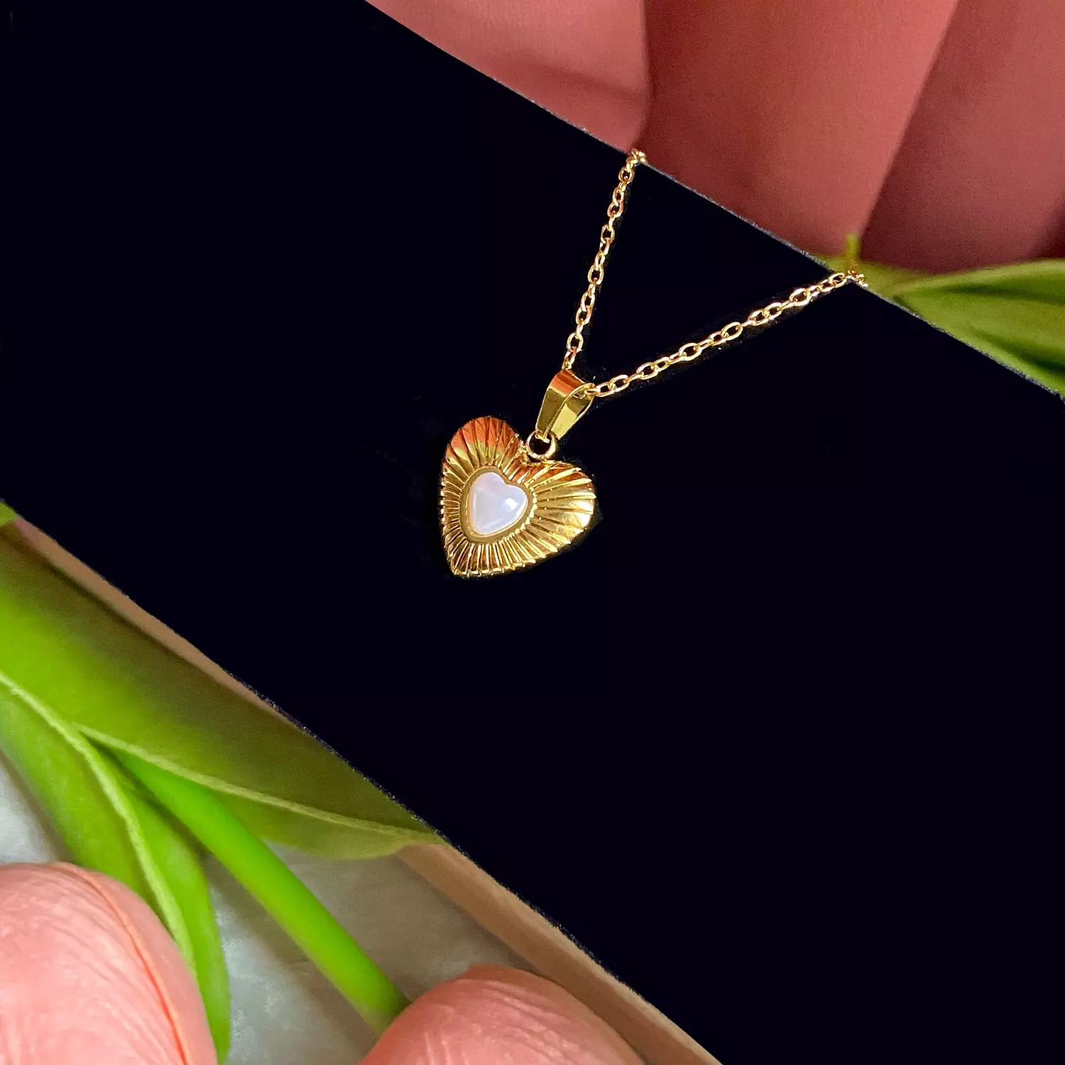 Heart shaped stainless steel necklace with pearl 🤍 2