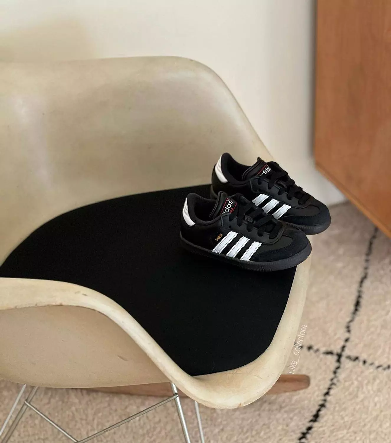 Adidas Samba black (Kids) 2