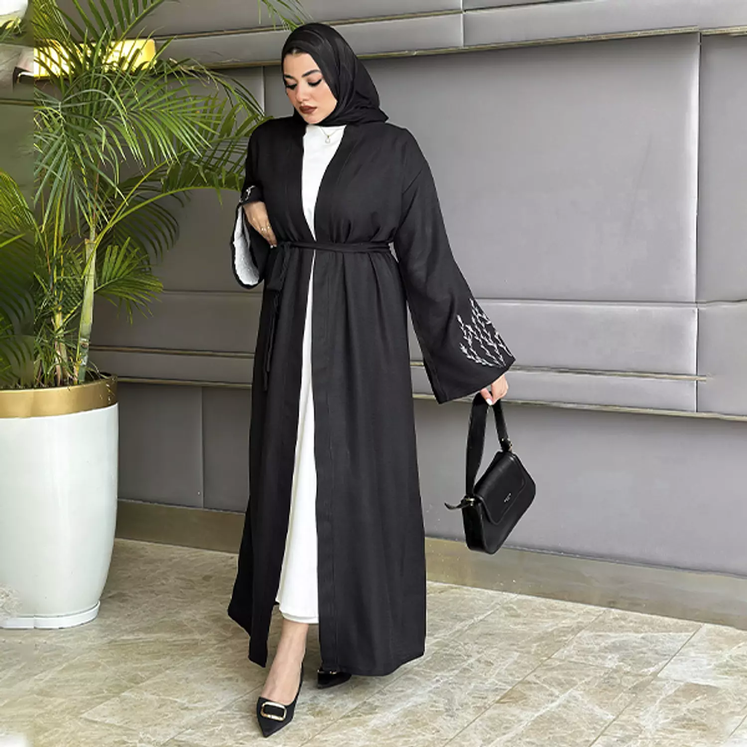 Black Abaya hover image