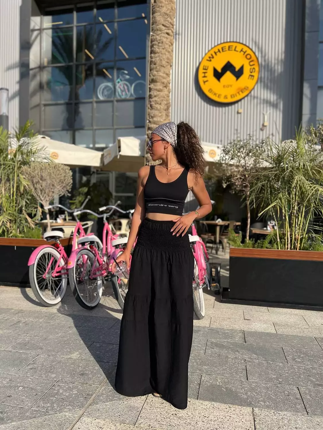 The black skirt  image