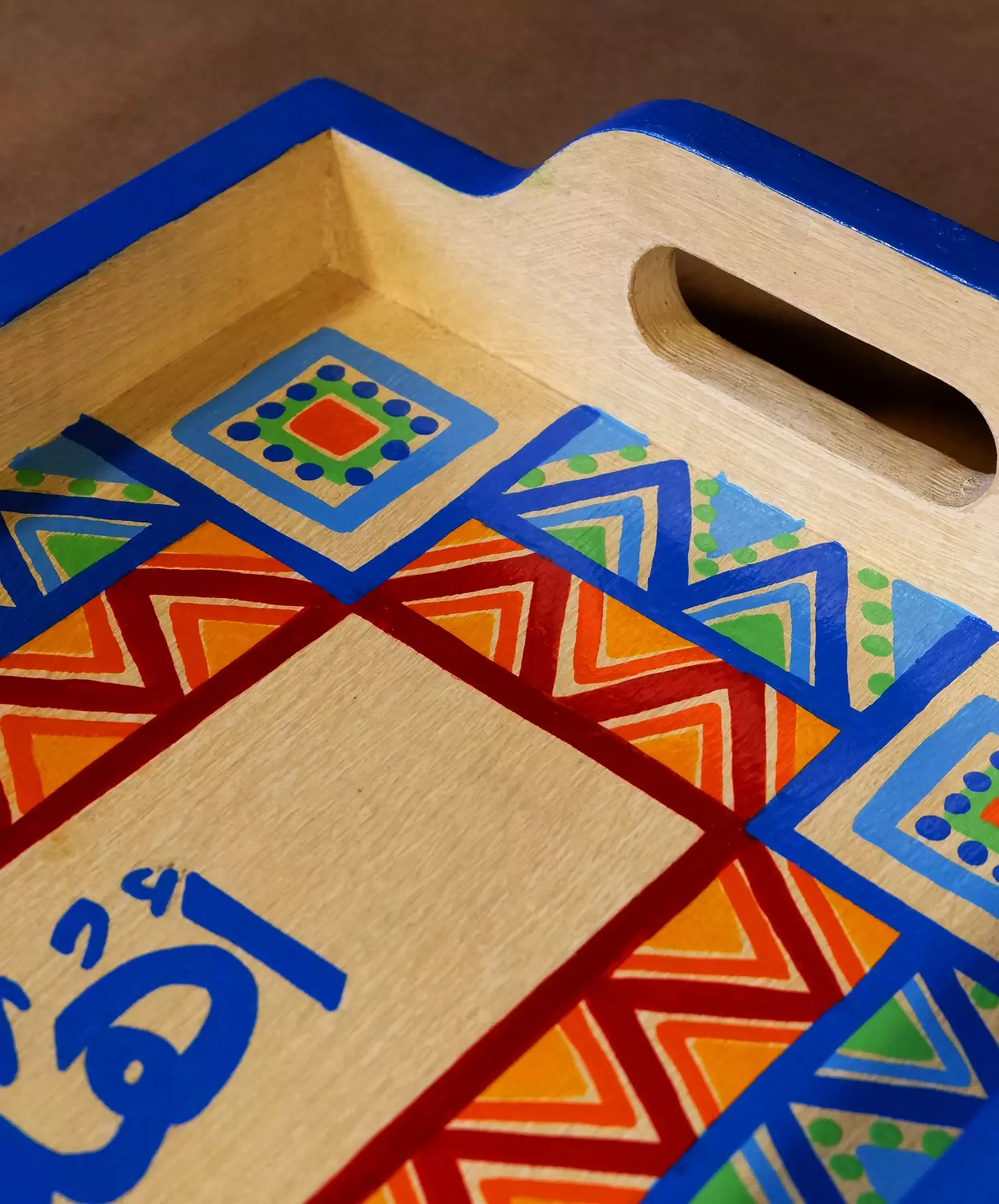 Tray coffee - 2 lines triangle 1