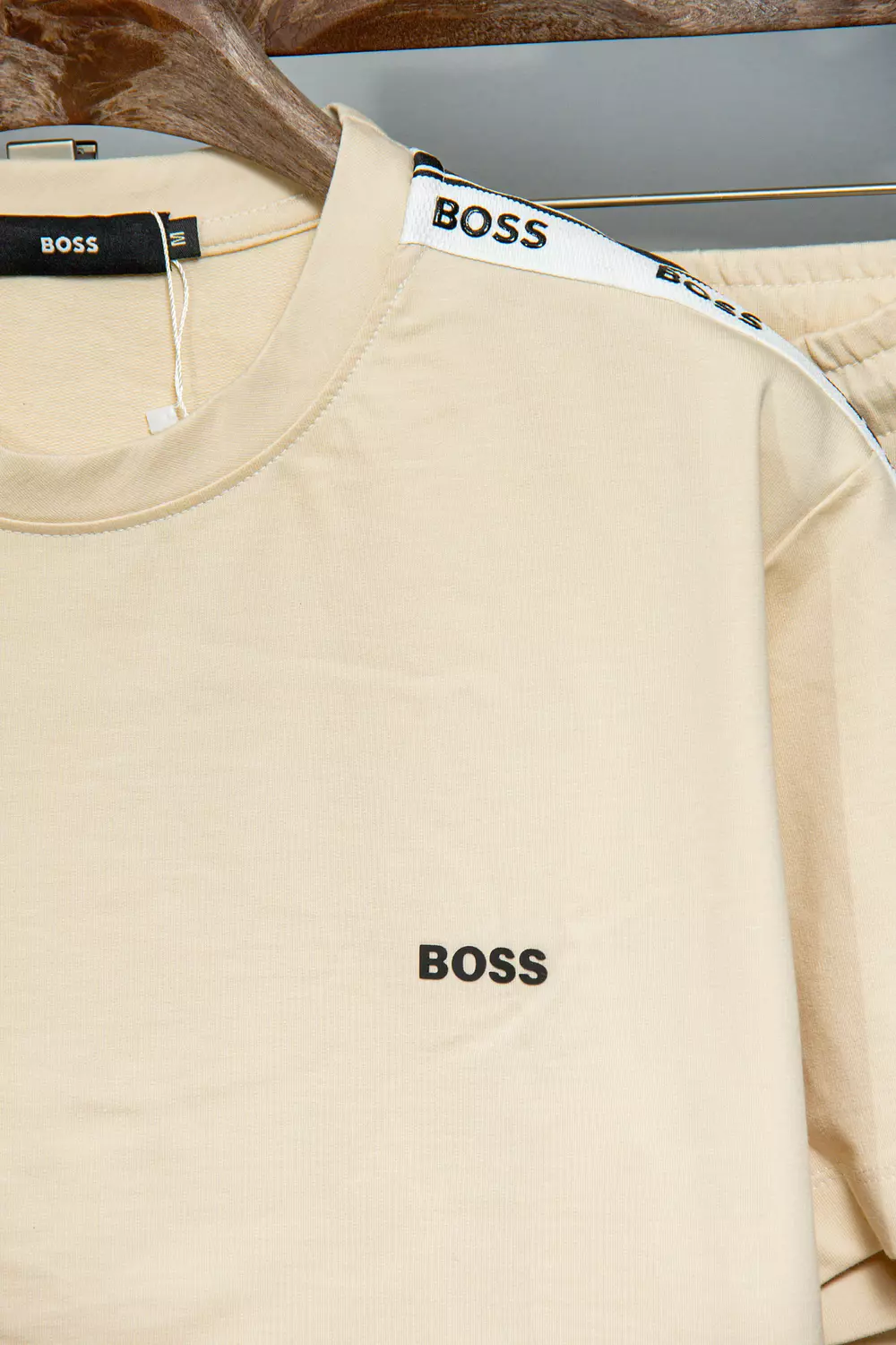 HUGO BOSS  SUIT \ 2138 hover image