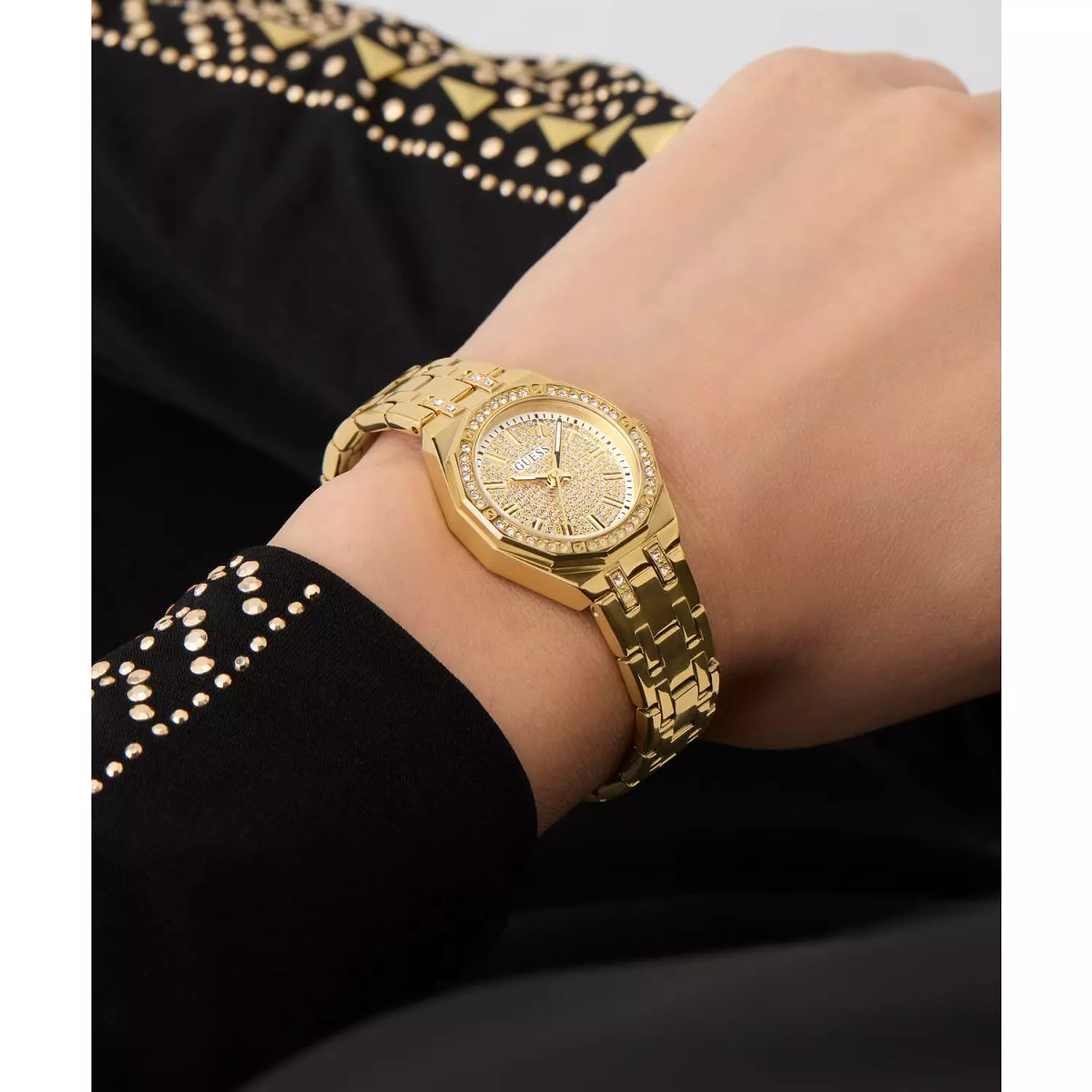 GUESS Ladies Pixie Gold Tone Analog Watch Gold Tone Stainless Steel Bracelet GW0931L2 7