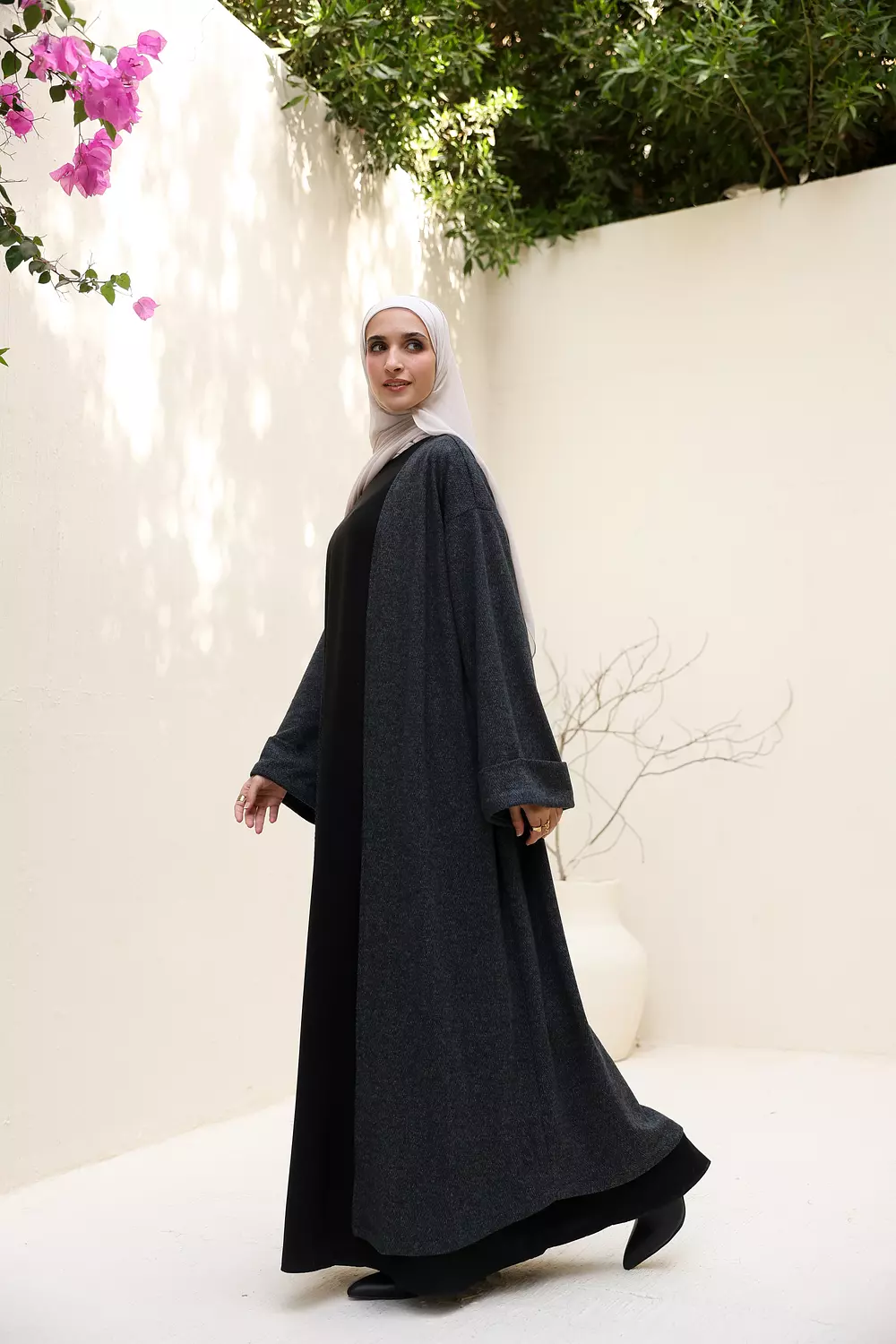 Classic Silhouette Cardigan 060  image