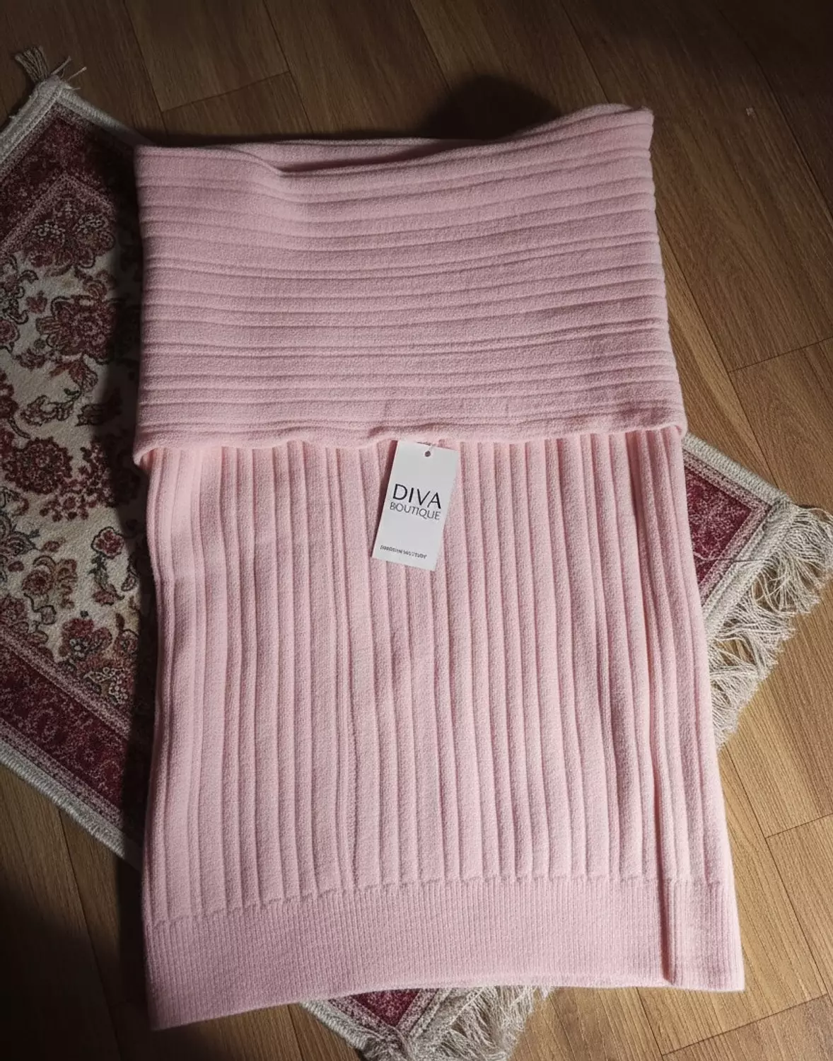 Offshoulder Pullover 14