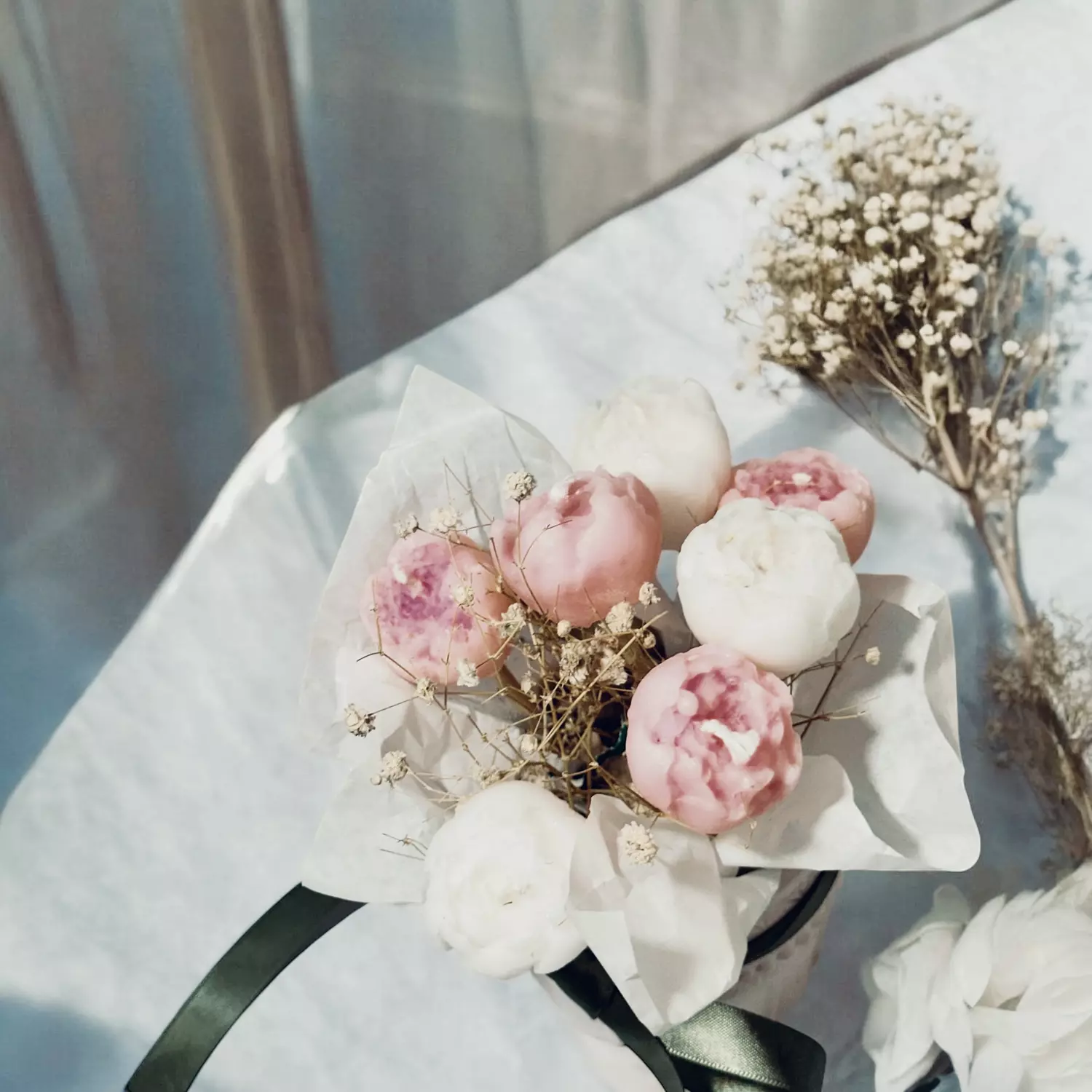 Everbloom Bouquet  image