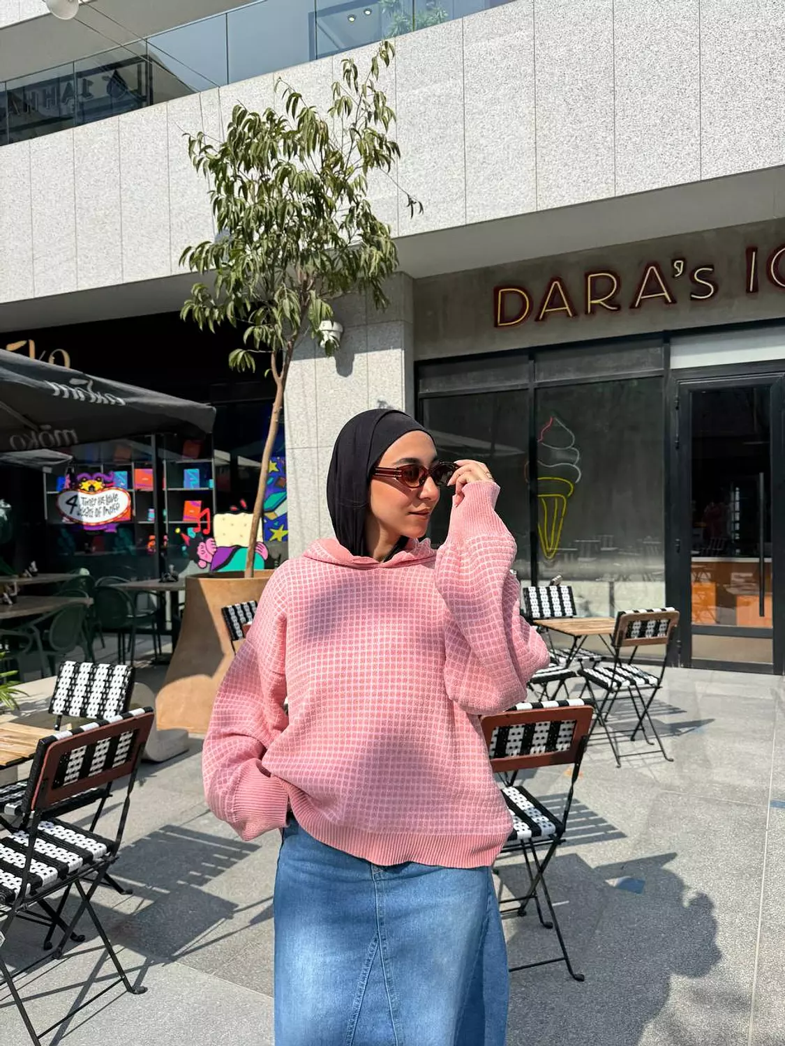 HOODED SWEATER image