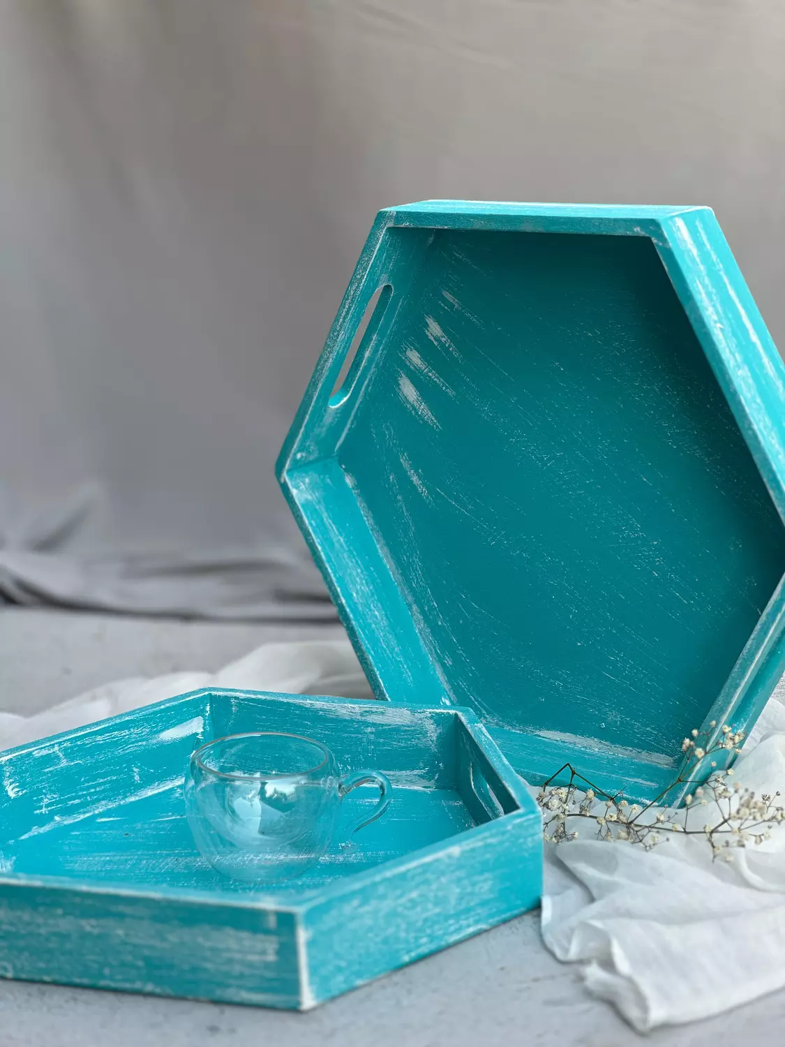 Turquoize hexagon trays set  1