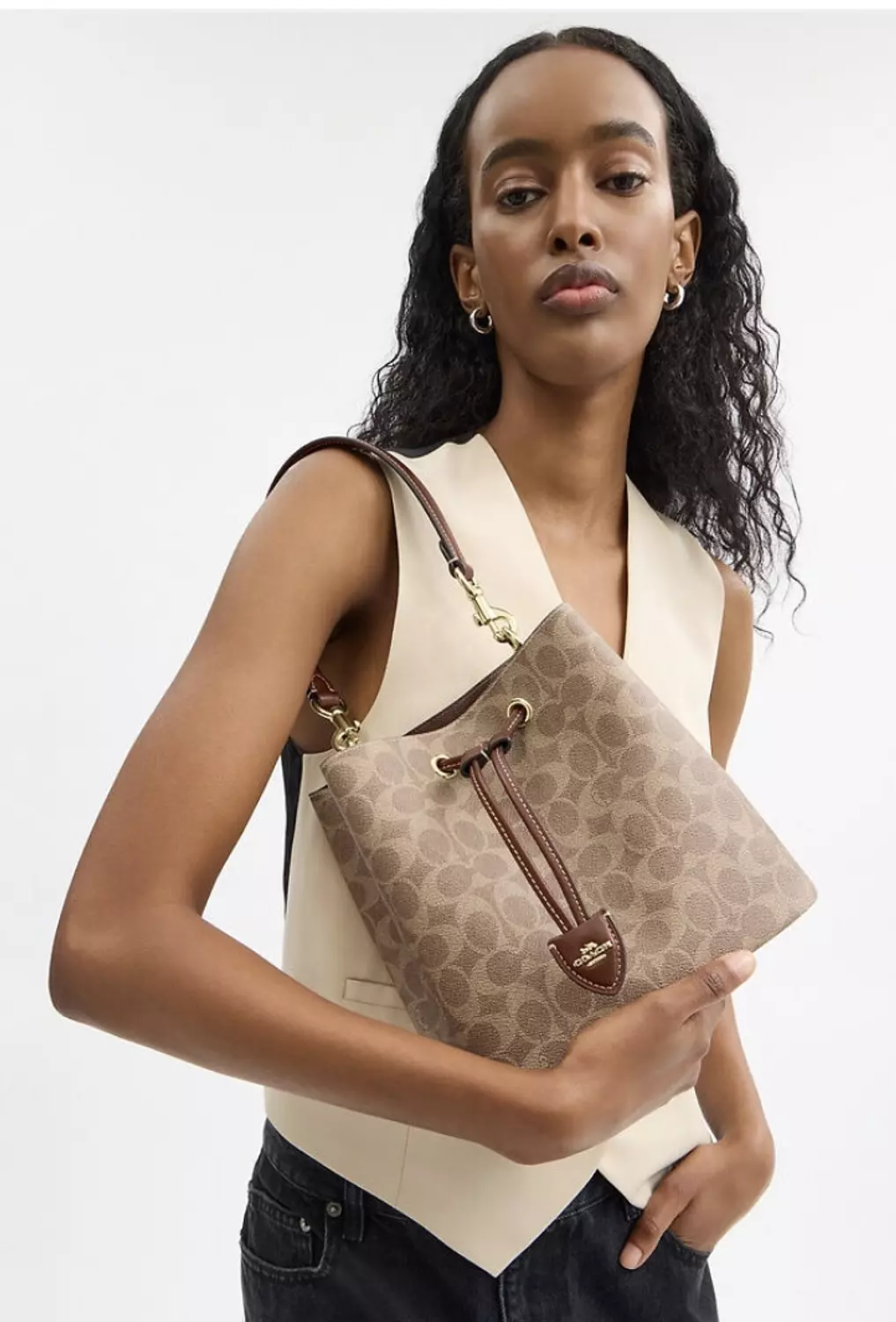 Rowan Bucket Bag In Signature Canvas 2