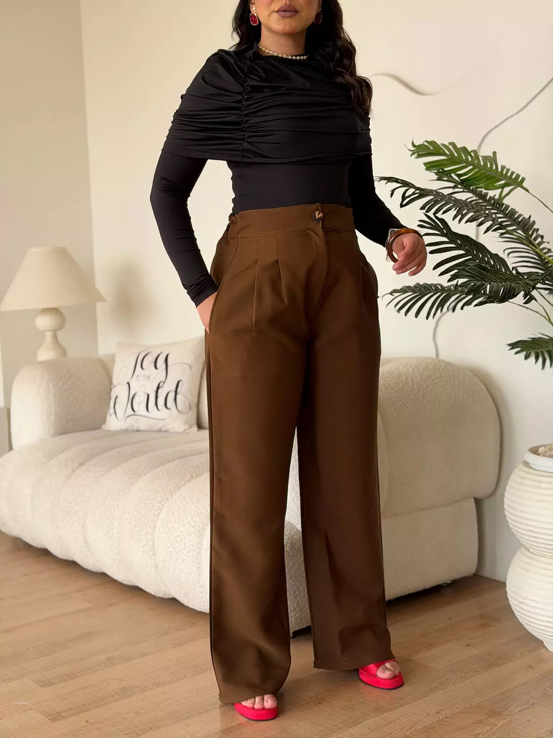 The Command Pants In Brown 4