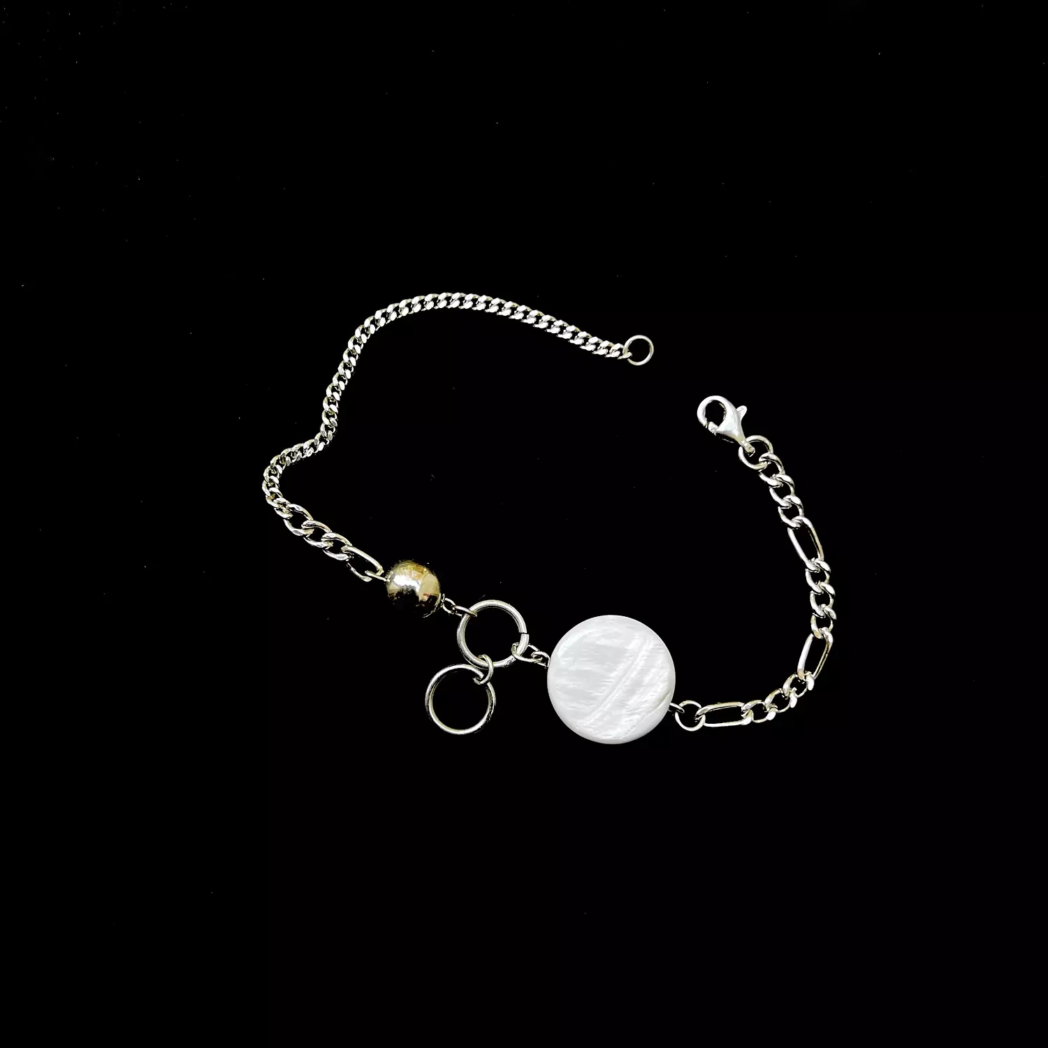 The whitemoon bracelet  image