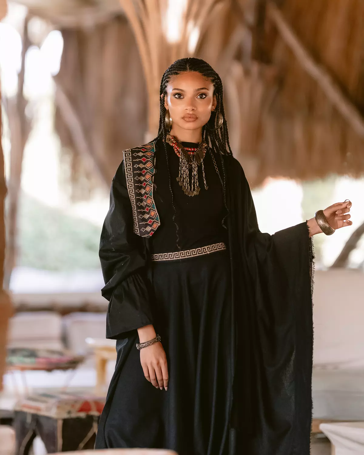 Aribian kaftan with traditional add 4