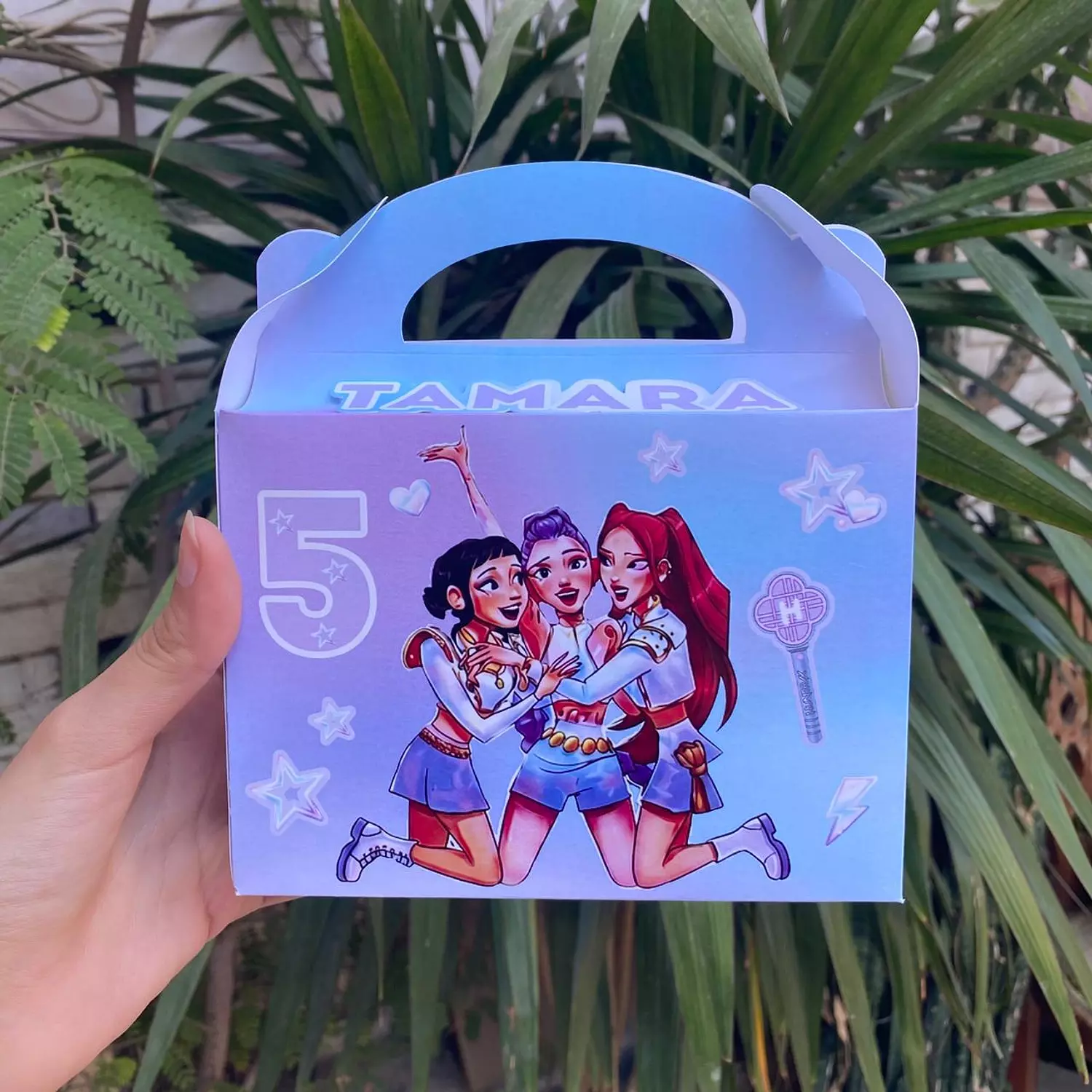 K-pop Giveaways     image