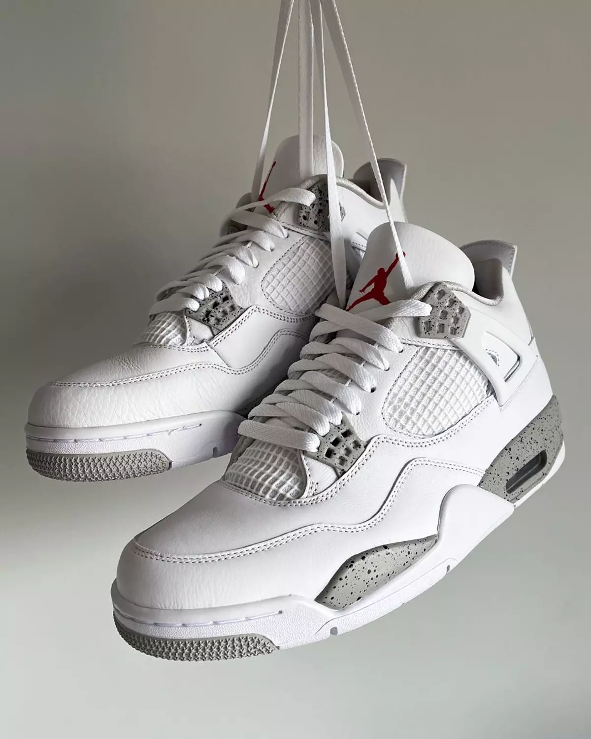 Jordan 4 ‘ Oreo White ‘ 3