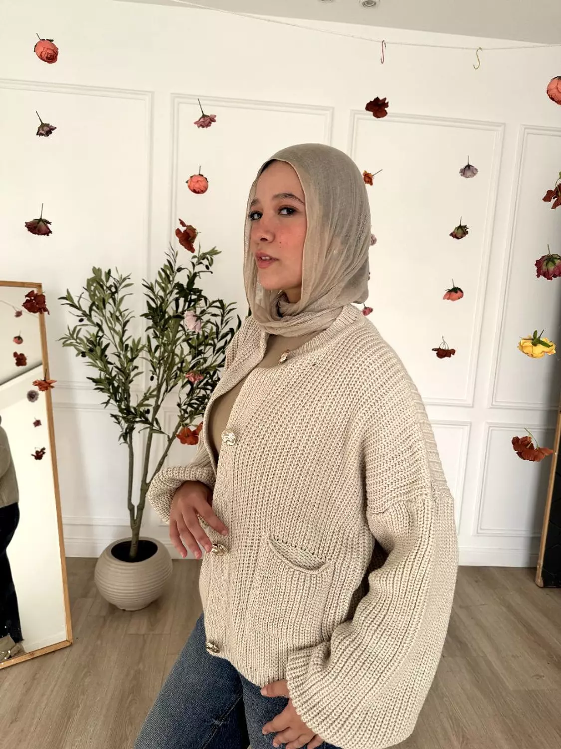 Old Money Cardigan  9