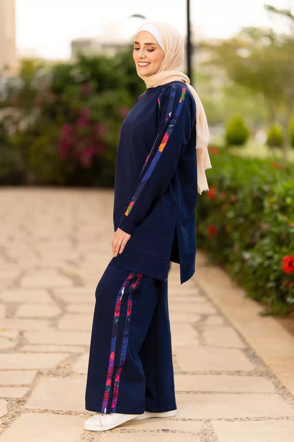 Dark blue cotton suit 1