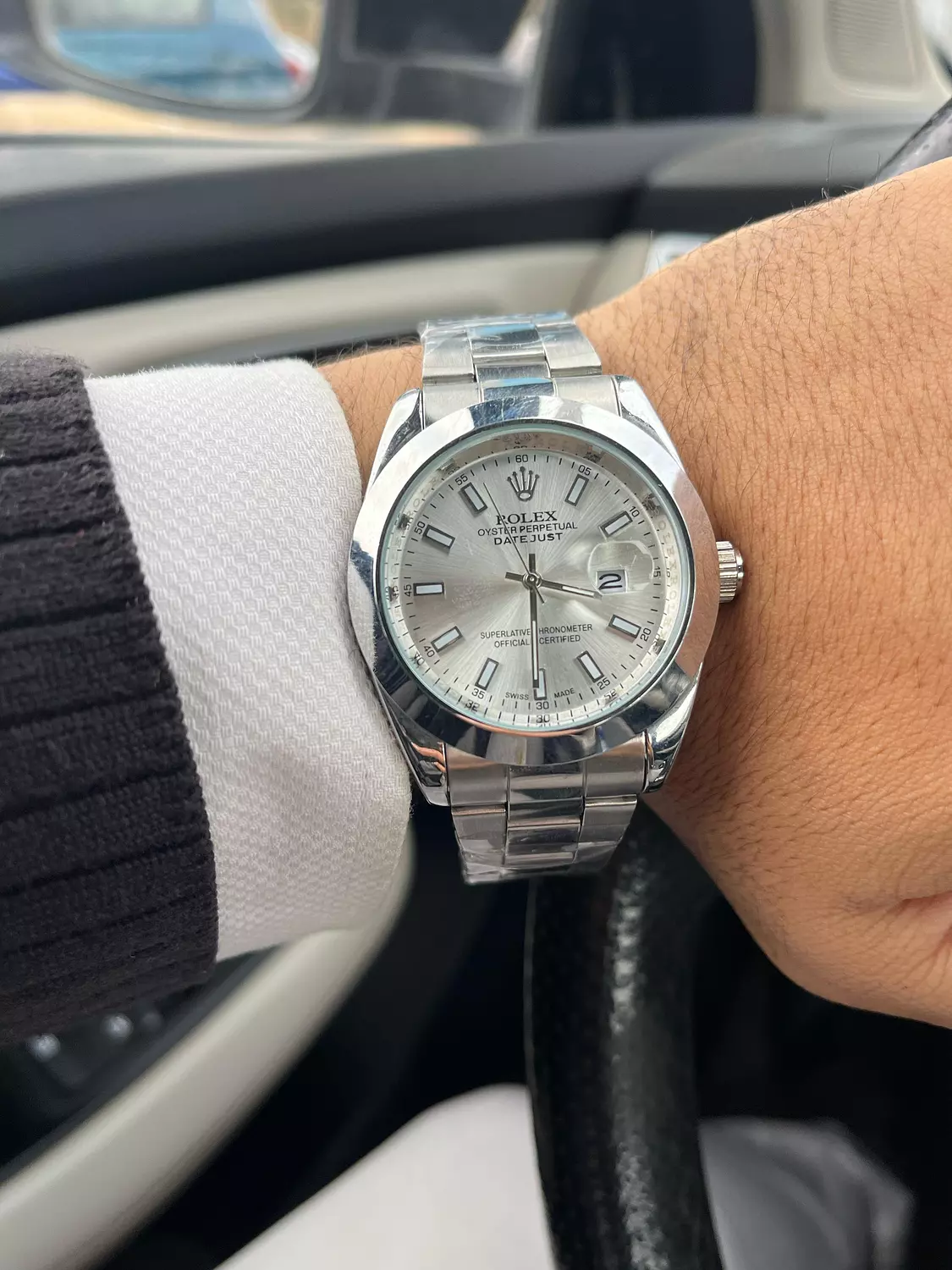 <p style="text-align: center"><span style="color: rgb(0, 0, 0)"><strong>Rolex</strong></span></p>