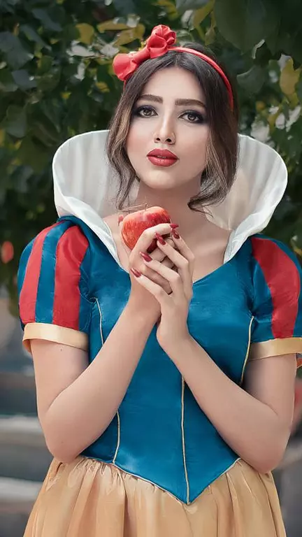 <h2><a target="_blank" rel="noopener noreferrer nofollow" href="https://neverland-costume.odoo.com/shop/category/princess-10"><strong><span style="color: rgb(0, 105, 255)">PRINCESS</span></strong></a></h2>