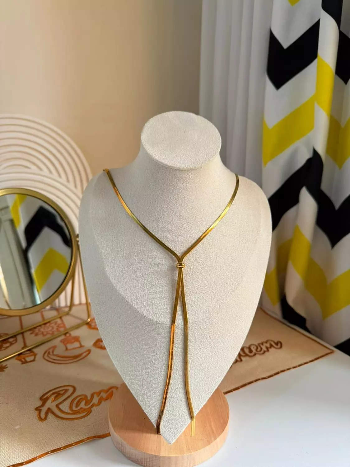 Basic necklace shadad  image