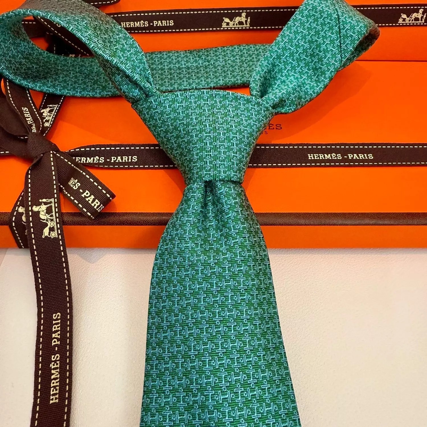  Hermes Silk Ties, Bow Ties-GREEN  hover image