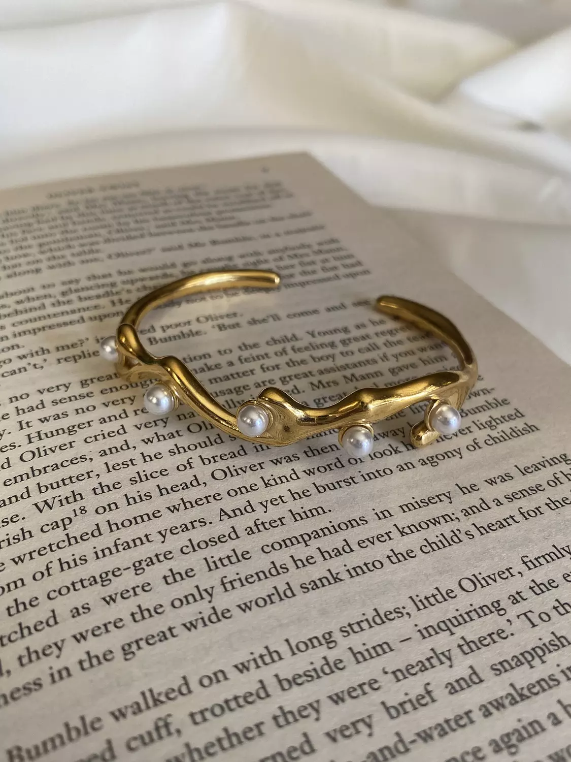 Pearly Bangle image
