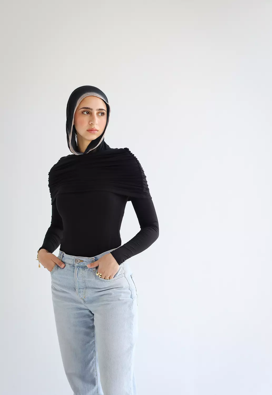 Off-Shoulder Top 4