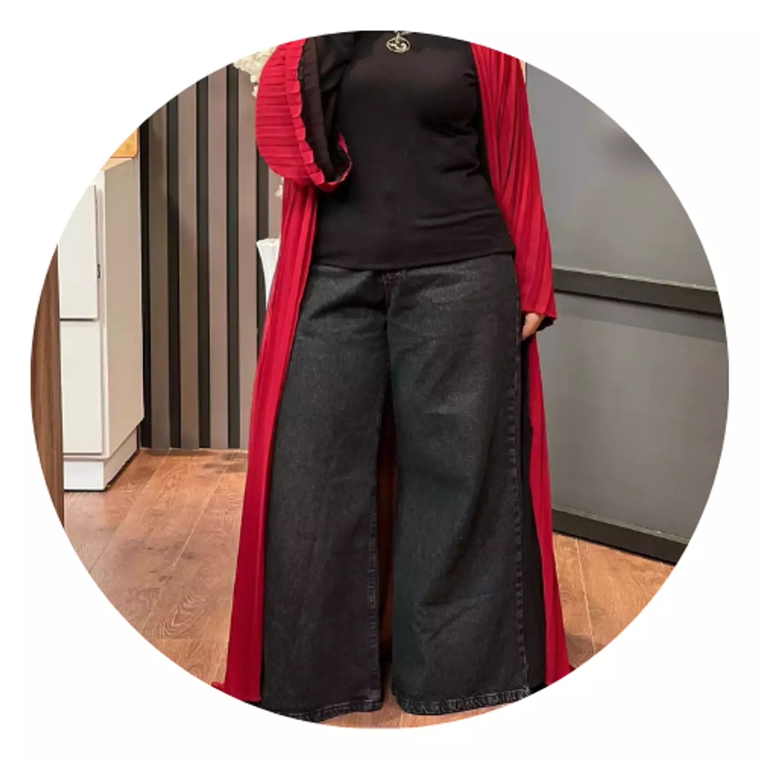 <p style="text-align: center">Denim</p>