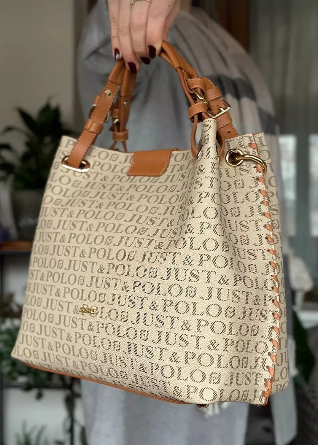 Elegant Beige Tote by just&polo hover image
