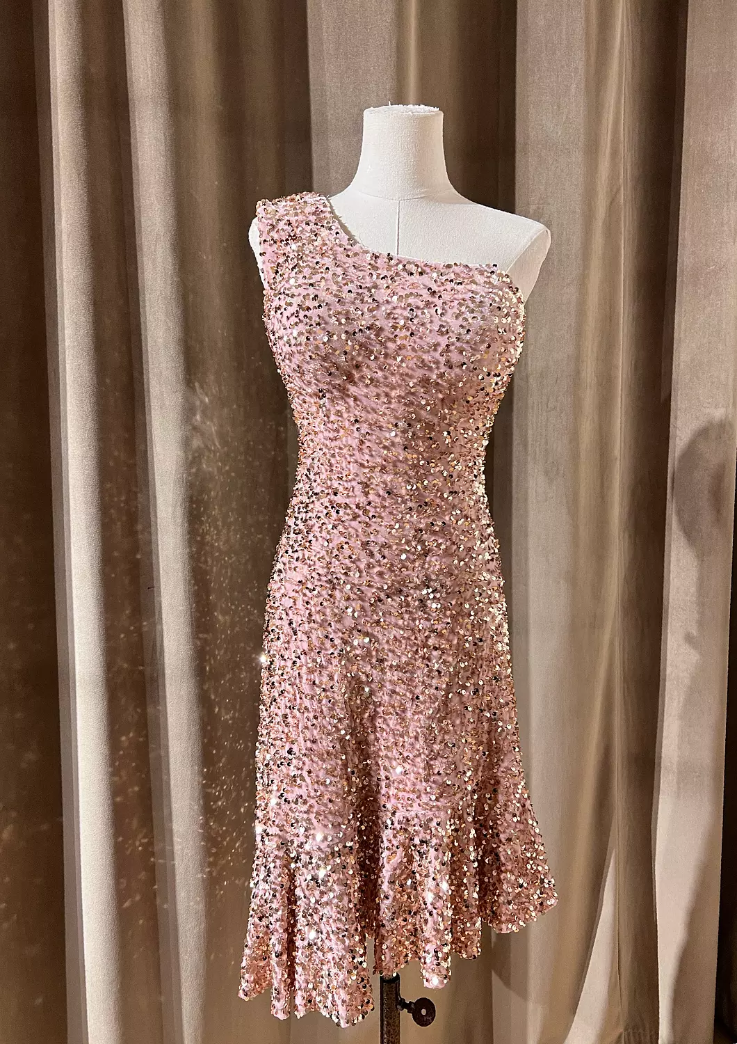 Pink Sequin image