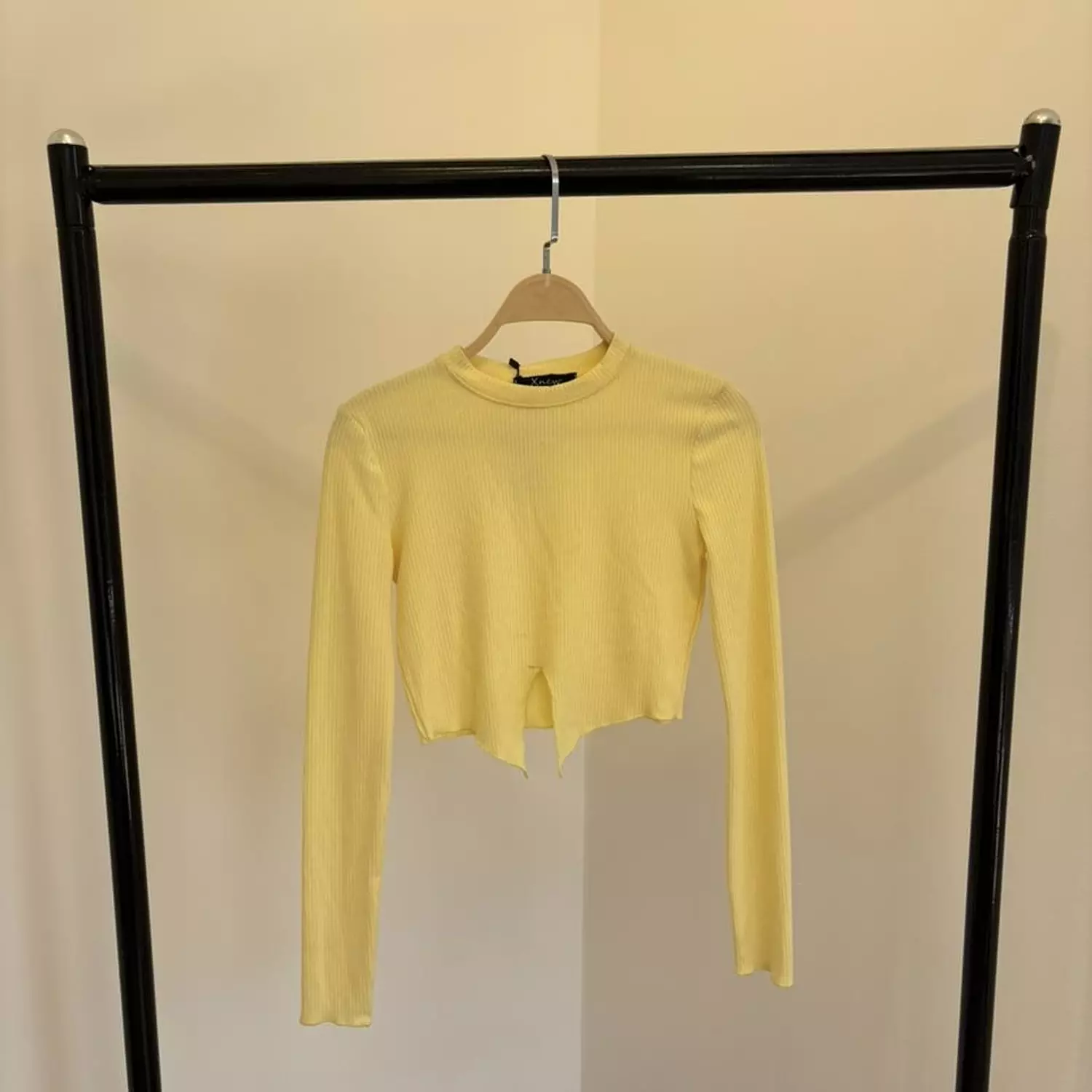 V top X image