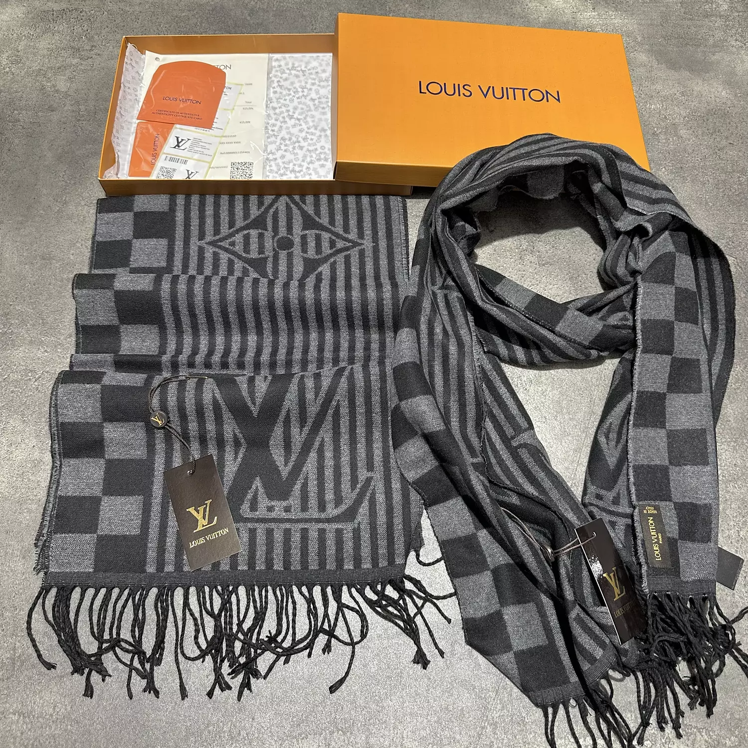 Louis Vuitton Scarf -782347 image