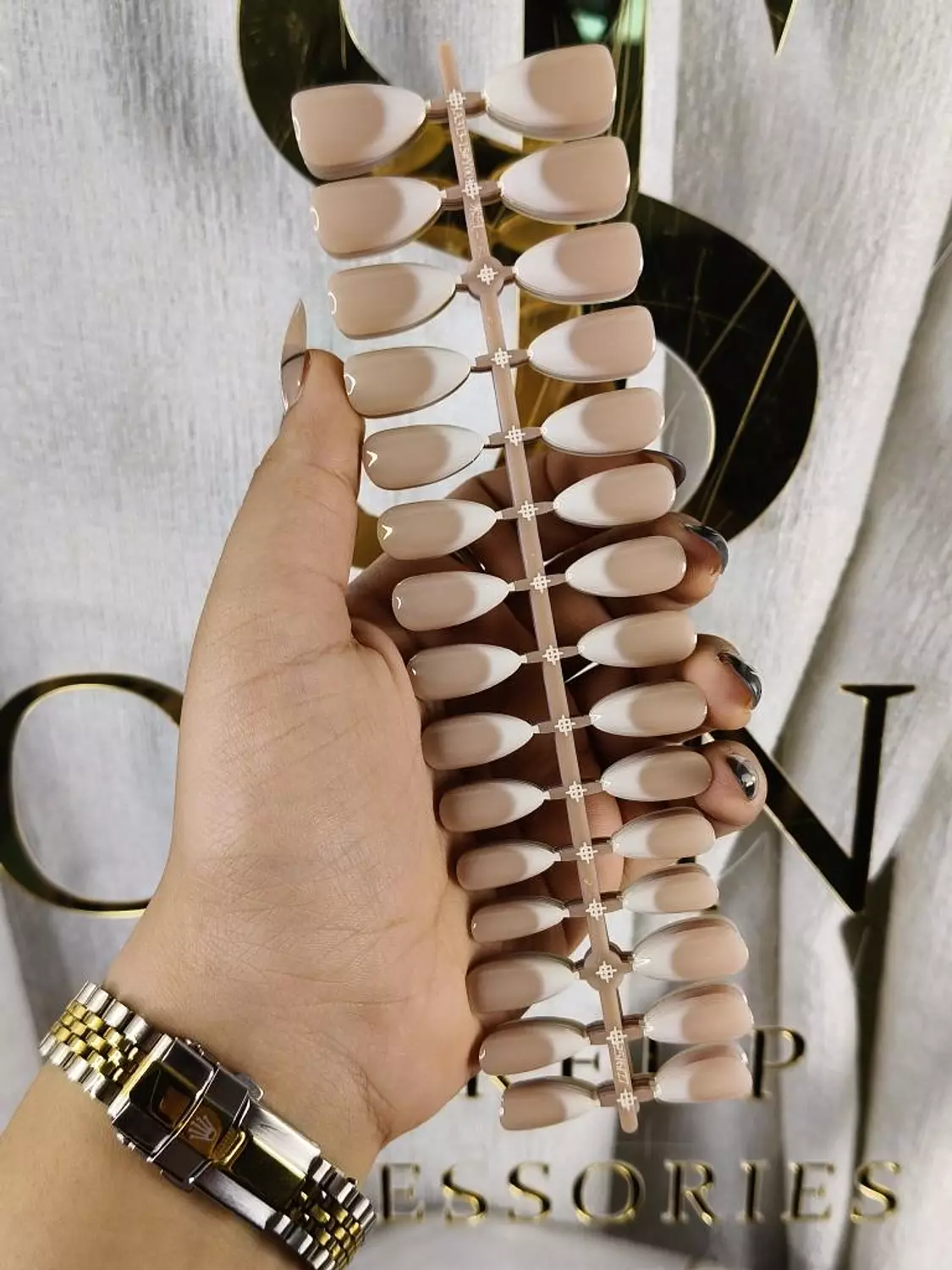 Shein colourful nails  3