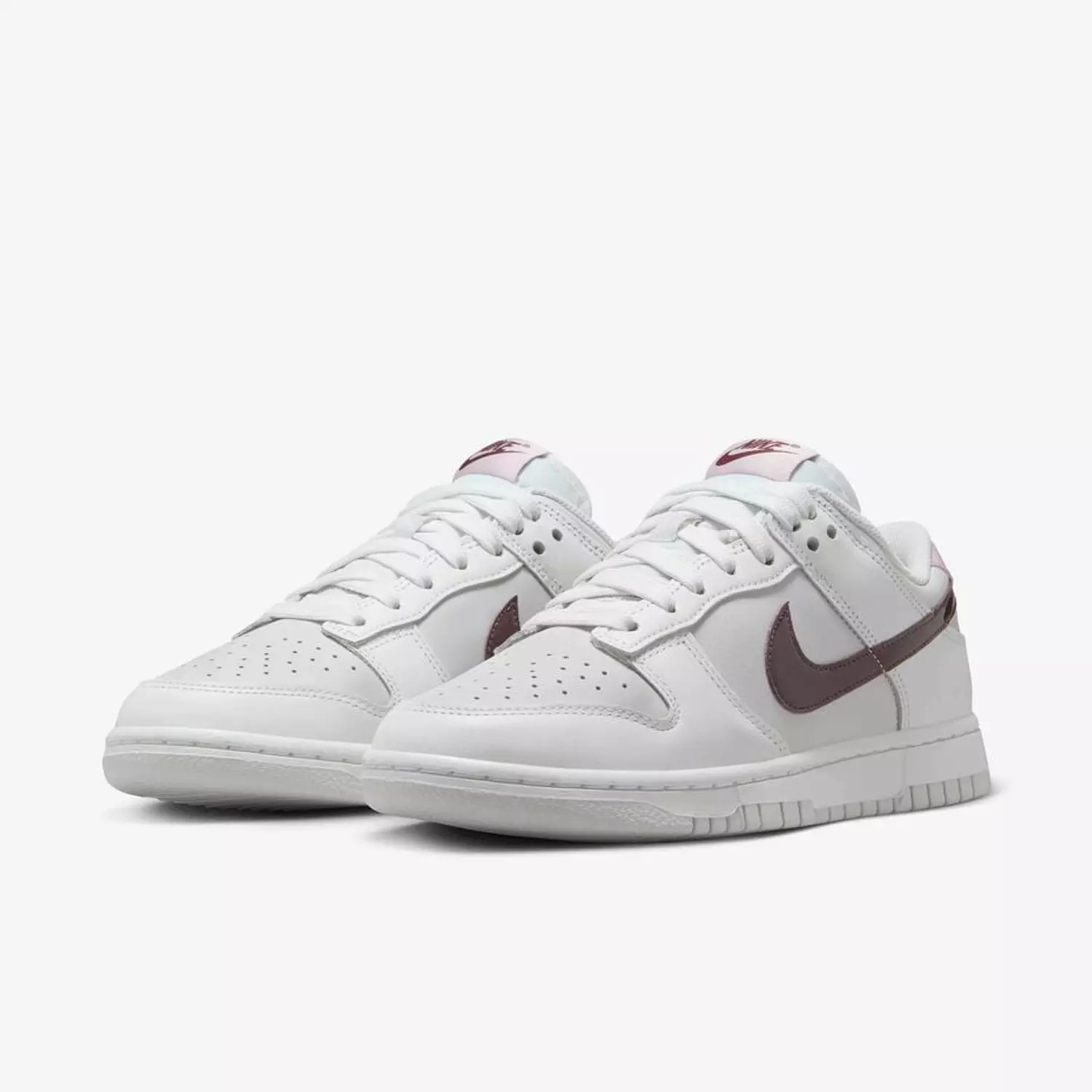Nike Dunk Low Women's Shoes 2
