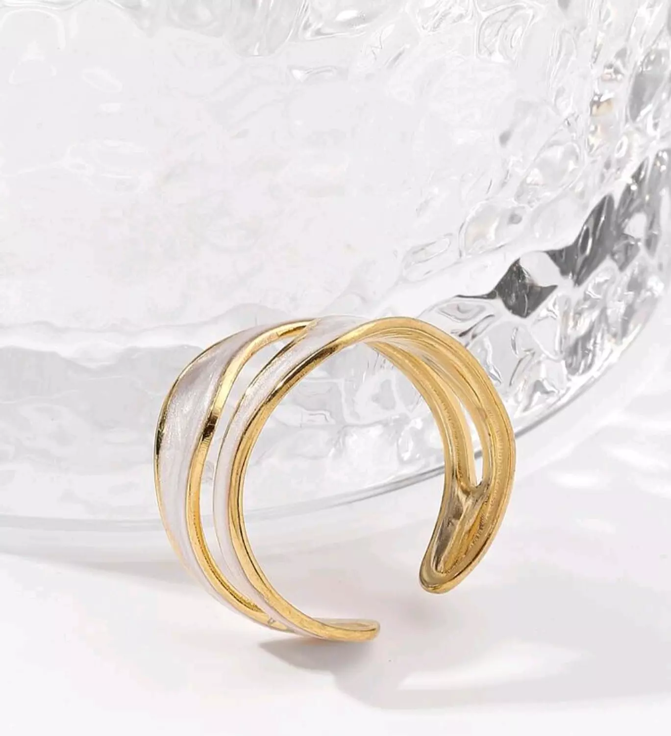 Ring R10 hover image