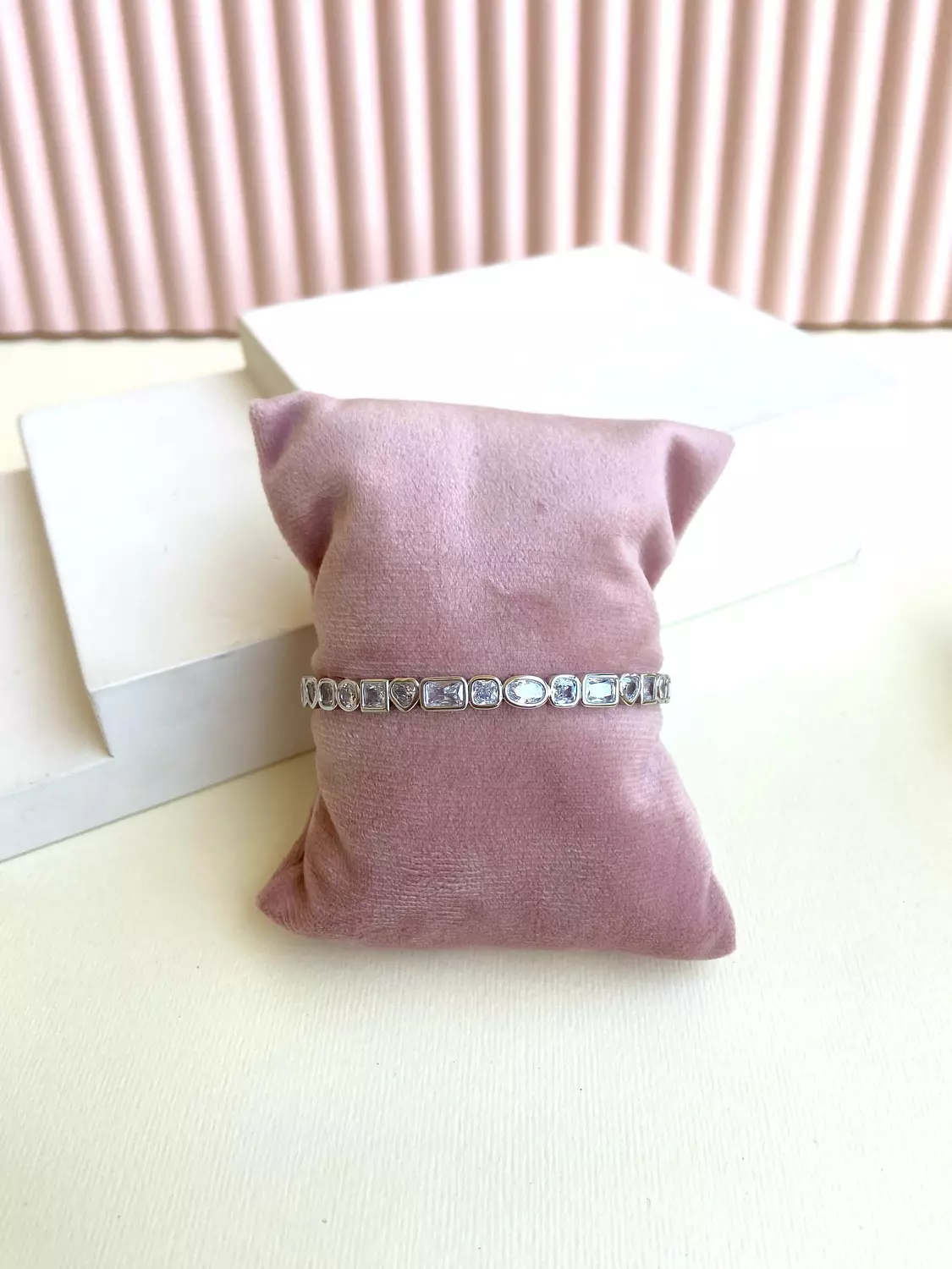 Silver lined bangle image
