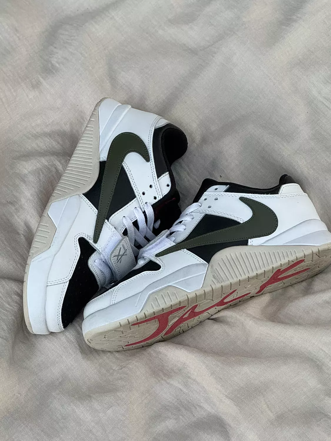 Jordan x Jumpman Jack x Travis Scott 1
