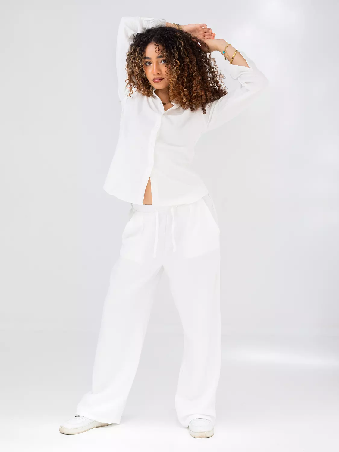 Linen Set | White image