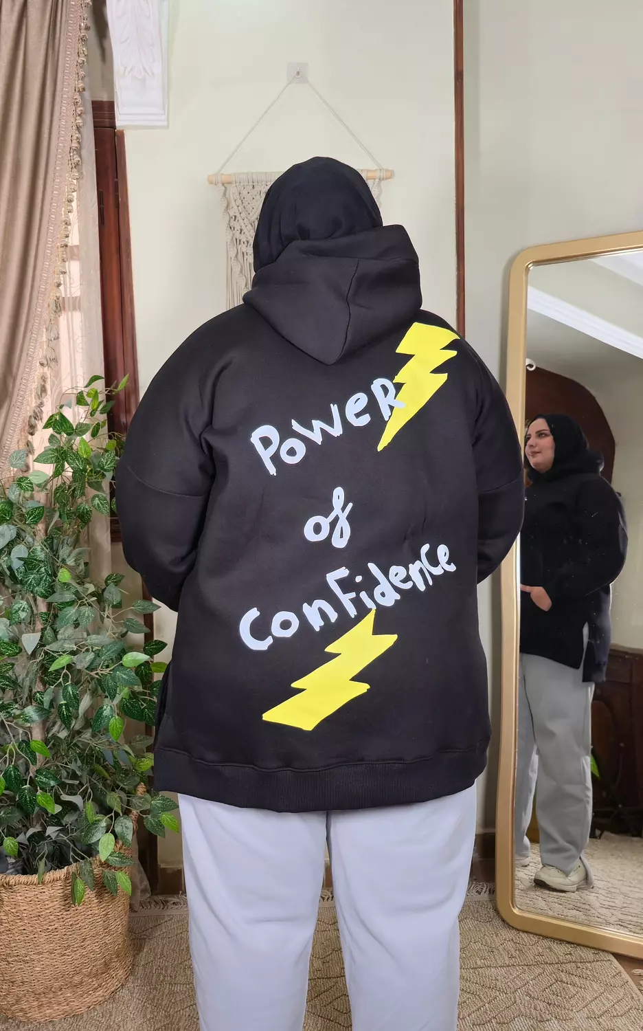 hoodie (in black / i'm confident) hover image