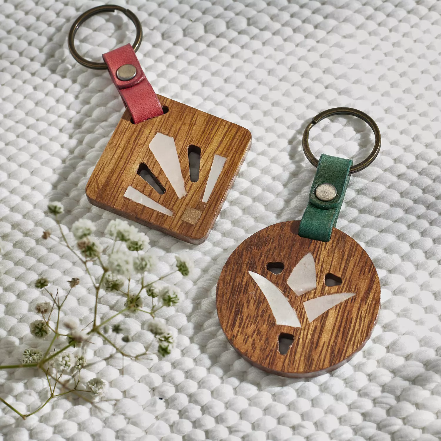 Lotus Keychain 1 hover image