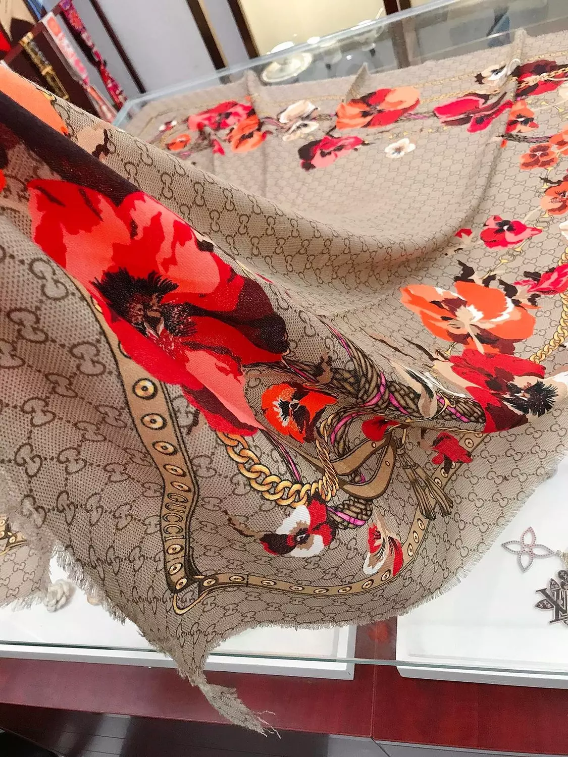 Gucci scarf   3