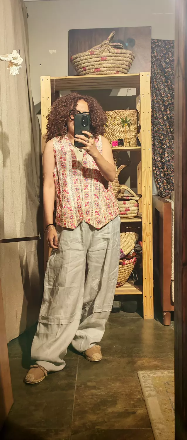 Linen sleeveless sirma vest 10