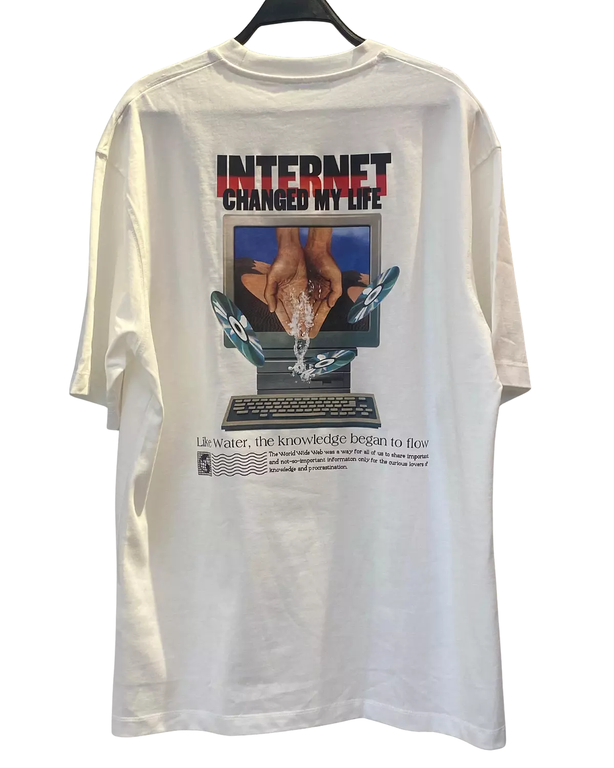 ZARA T-Shirt - INTERNET CHANGED MY LIFE hover image