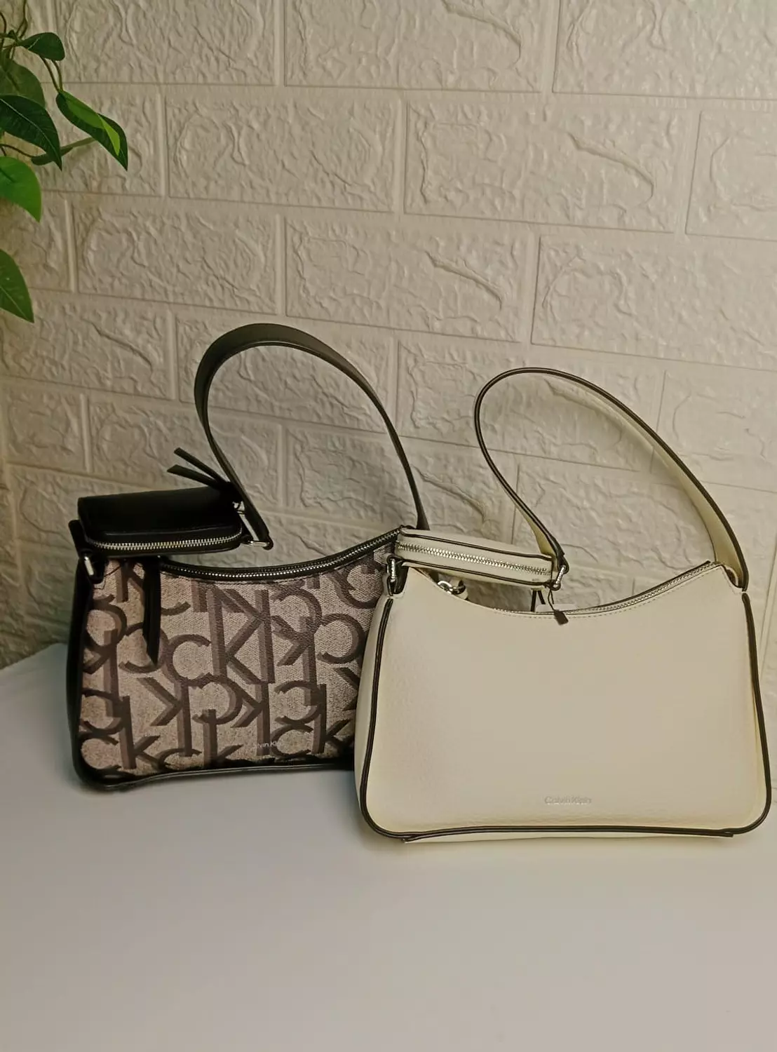 New collection shoulder bag with pocket image