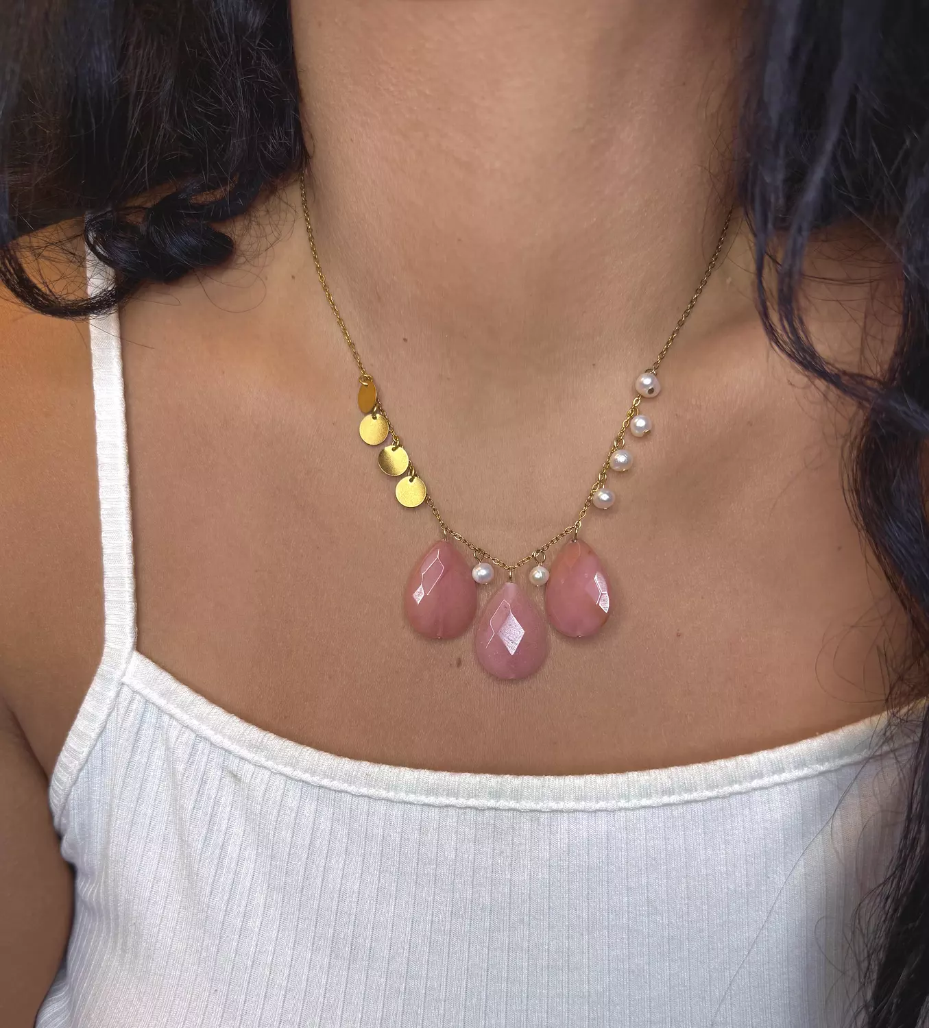 Rose quartz and pearl necklace image