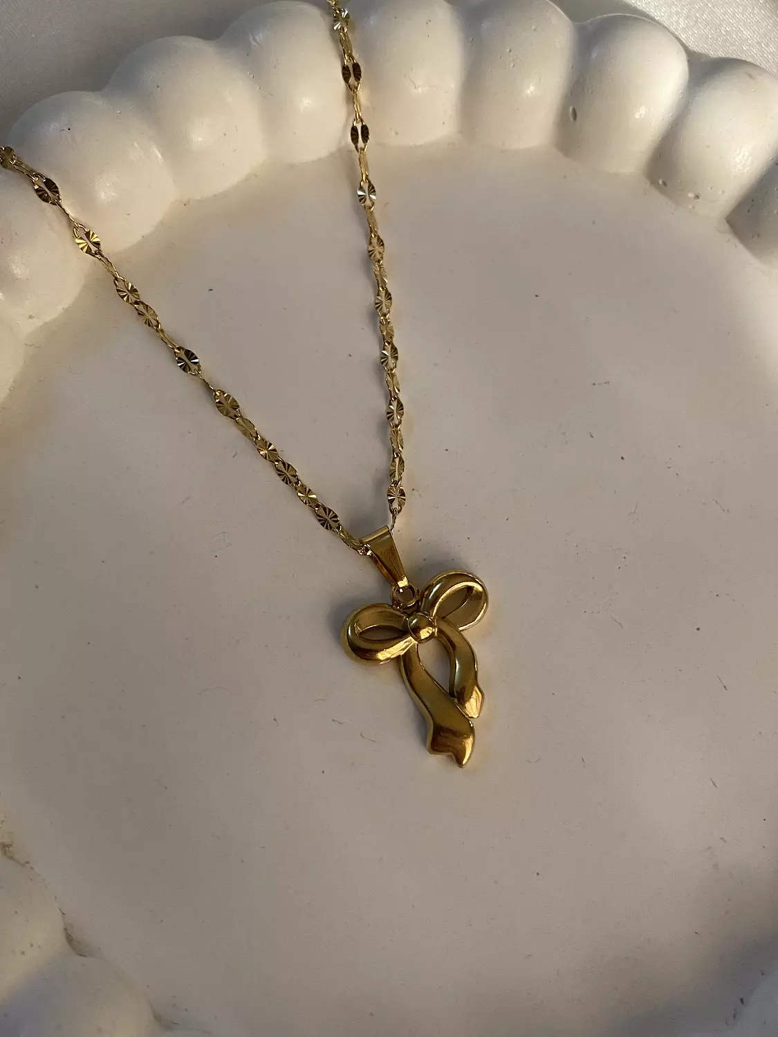 Bow Necklace image